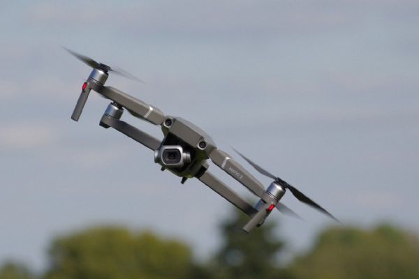 Rekordní nárůst přestupků dronů