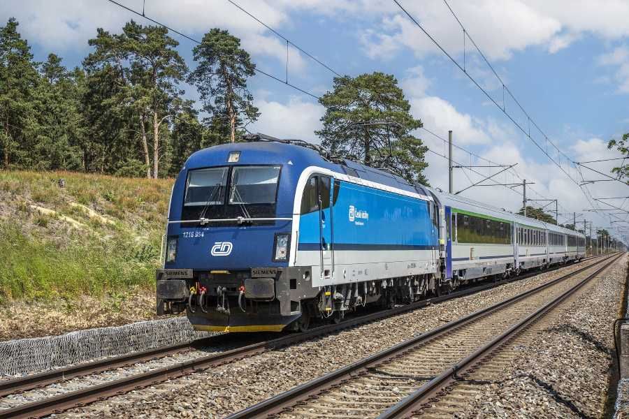 Vlak do Chorvatska mění trasu na Ukrajinu: alternativní spojení na Jadran