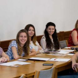 Žáci a studenti převzali na Nové radnici ocenění za účast v programu Mezinárodní cena vévody z Edinburghu