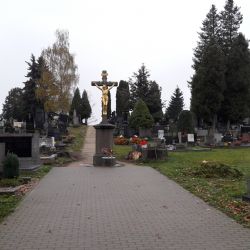 Město opraví pomníky účastníků odboje na čestném pohřebišti na Ústředním hřbitově