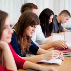 Nárůst zahraničních studentů v Česku mění tvář středoškolského vzdělání