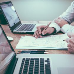 Spolupráce pokračuje. Jihomoravská záchranka bude od města dostávat dotace na pořízení nových sanitek dalších 5 let