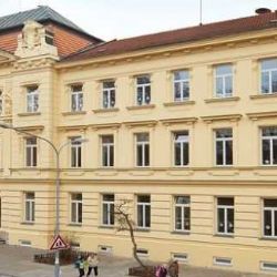 „Spádová turistika“ narušuje školní přijímačky v Brně