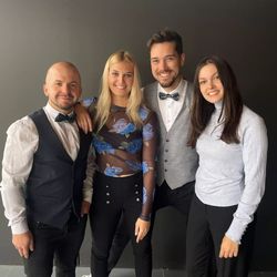 Vánoce ve vile Engelsmann — svařák a koncert KapsloK