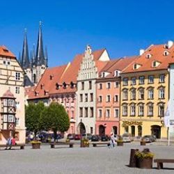 Vjezd autem na náměstí Svobody se výrazně zpřísní