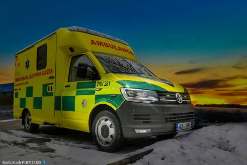 Foto: Jihomoravská záchranka dostala už čtvrtou sanitku pořízenou z dotace statutárního města Brna