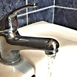 Na konci řadu najdete vodárny a kanalizace. Slaví 150. výročí