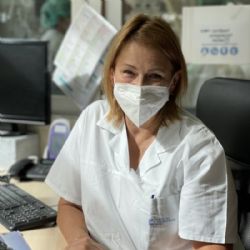 Po týdnu s vysokými horečkami, pak s covidem v nemocnici