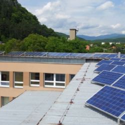 Podnikáte v Jihomoravském kraji a přemýšlíte, jak snížit náklady na provoz firmy? Využijte dotace na fotovoltaiku!