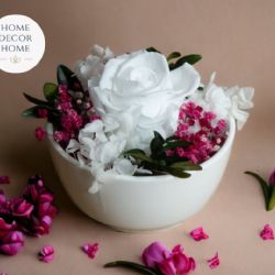 Stabilizované věčné růže nevadnou a nemusíte o ně pečovat. Jak je to možné?